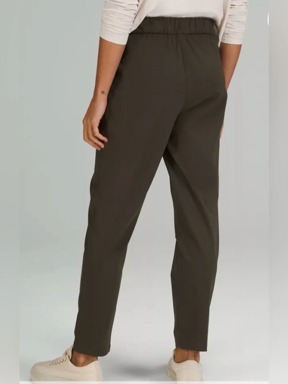 lululemon athletica Olive Drawstring Jogger